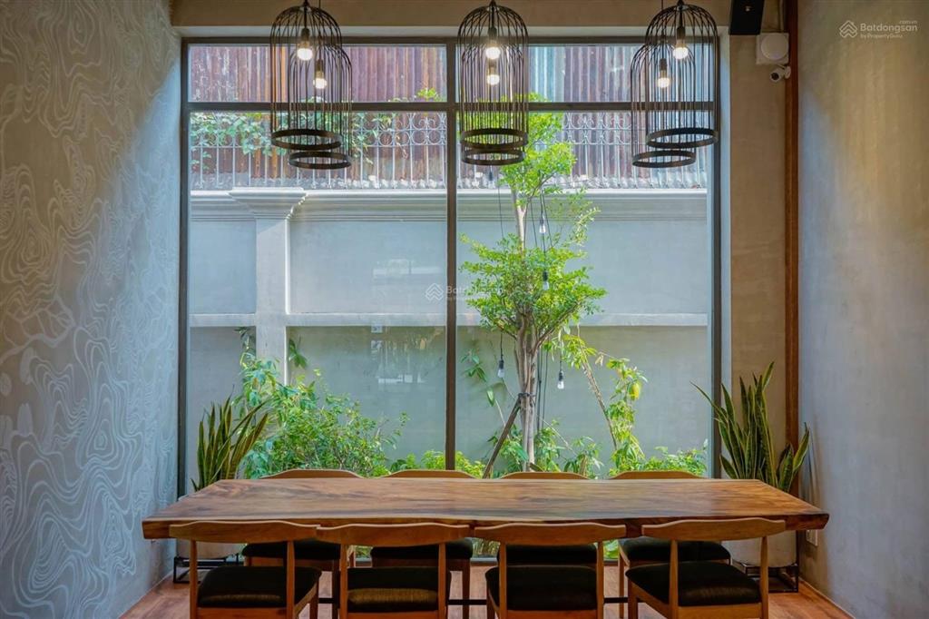 Cho thuê nhà mặt tiền 77 xuân thủy thảo điền, q2