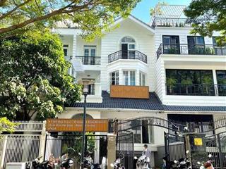 Cho thuê villa 10 đường d6 saigon pearl phường 22 quận bình thạnh