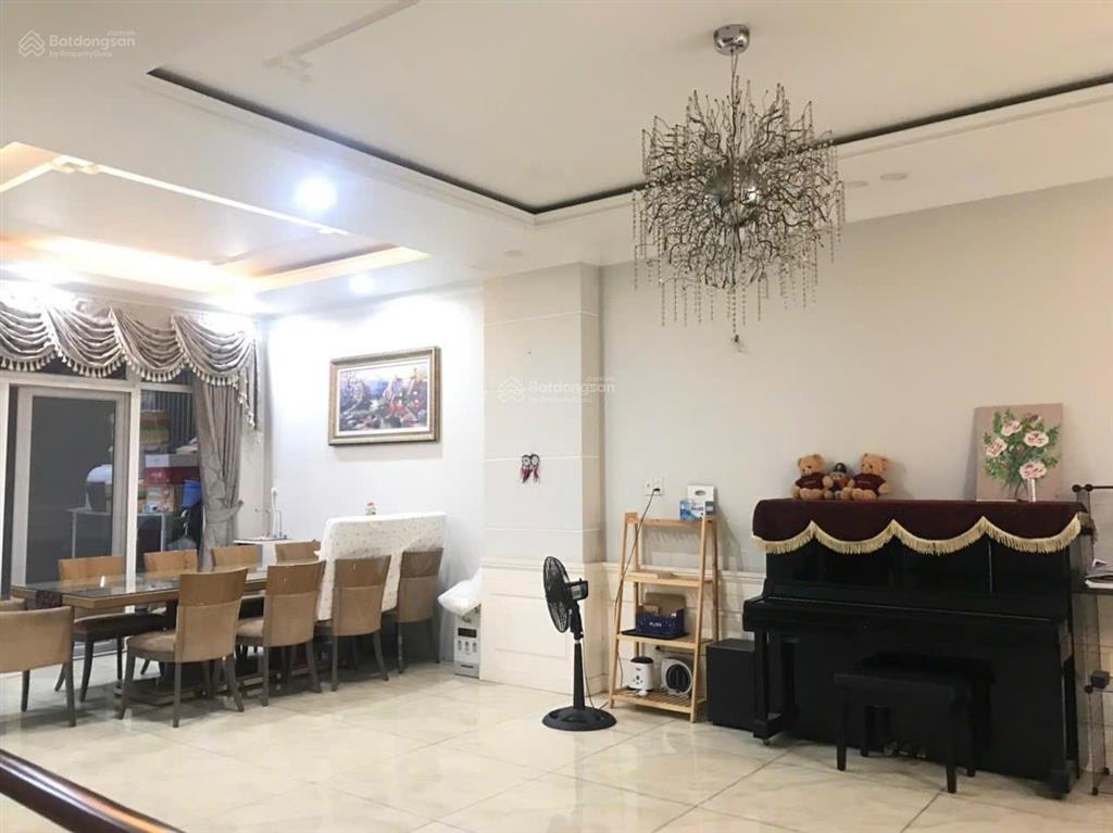 Cho thuê villa 10 đường d6 saigon pearl phường 22 quận bình thạnh