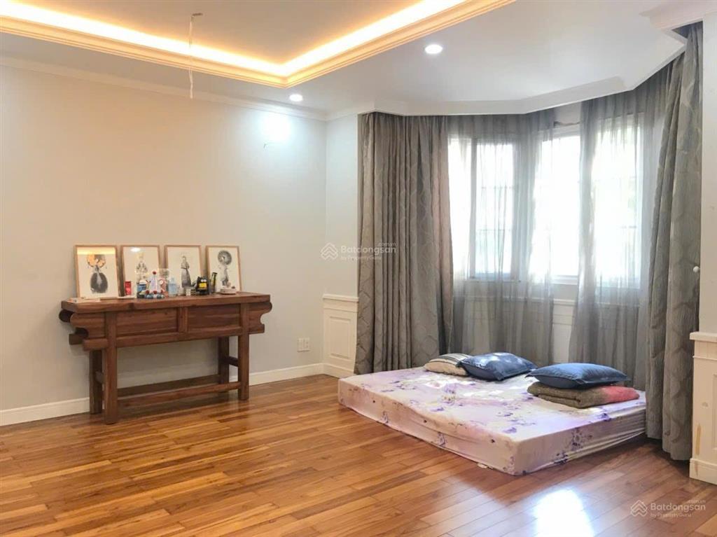 Cho thuê villa 10 đường d6 saigon pearl phường 22 quận bình thạnh