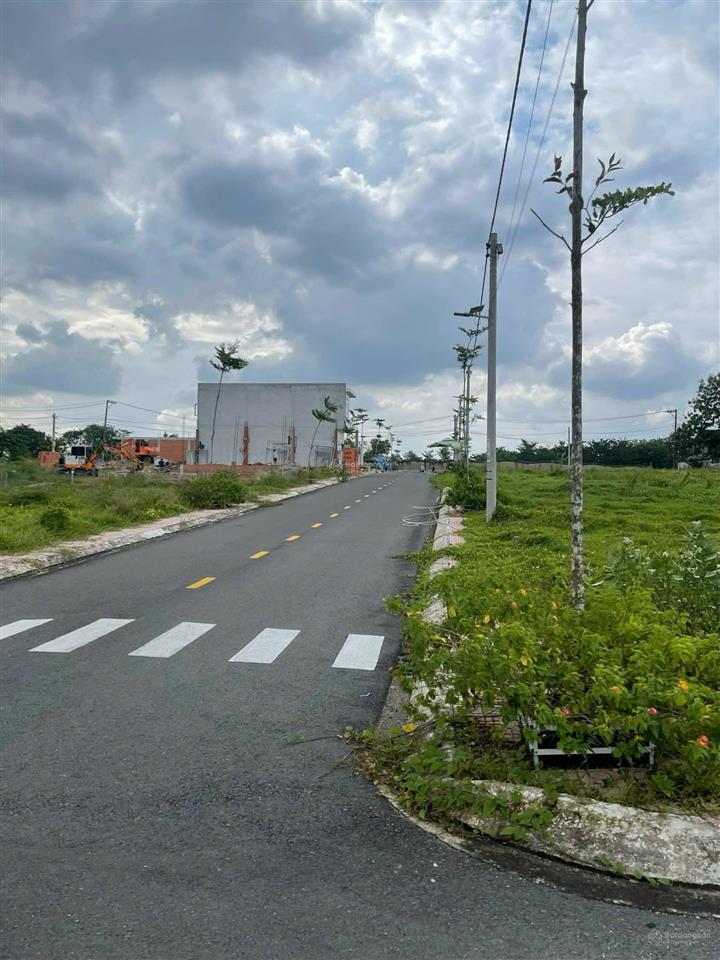 Bán đất nền giá rẻ 72m2 giá 1,4tỷ giáp tp hcm thủ đức,quận 9,cầu đồng nai 2, sổ riêng, 100% thổ cư