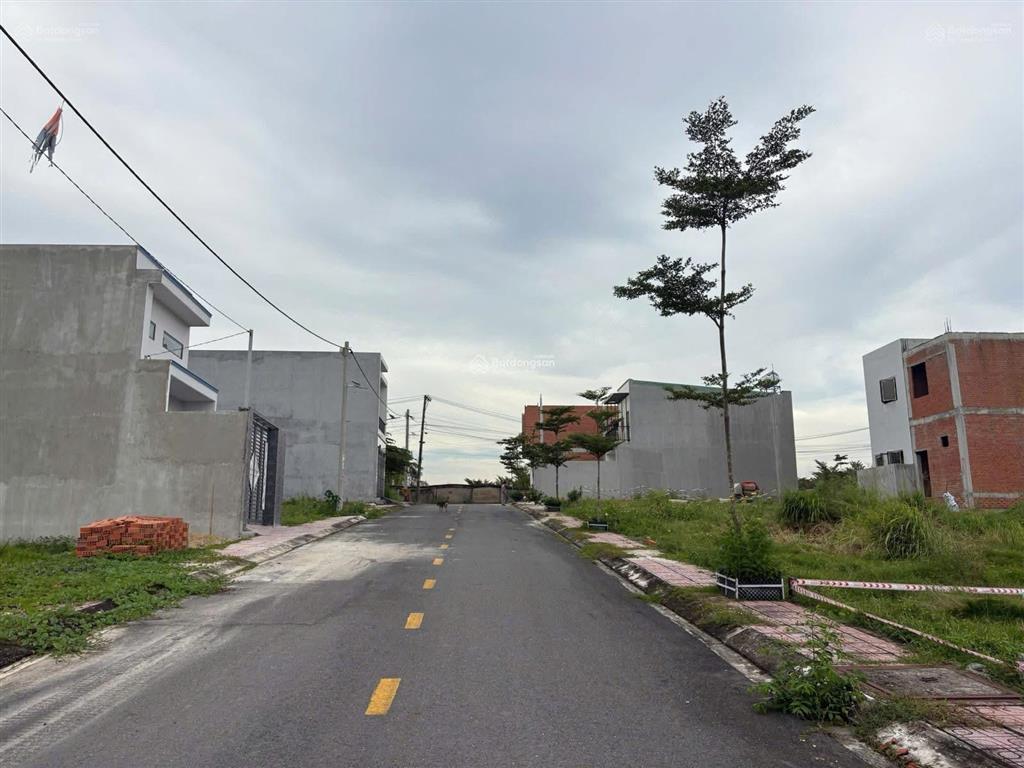 Bán đất nền giá rẻ 72m2 giá 1,4tỷ giáp tp hcm thủ đức,quận 9,cầu đồng nai 2, sổ riêng, 100% thổ cư