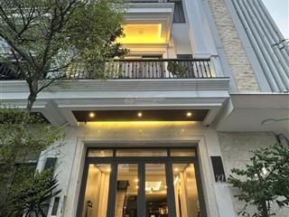 Chính chủ bán nhà kdc công ích quận 7 1 trệt 2 lầu 4pn 4wc giá tốt 13.5 tỷ còn thương lượng