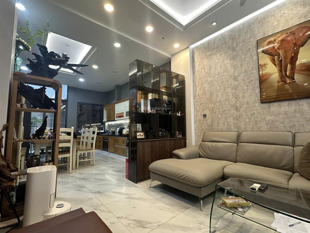 Chính chủ bán nhà kdc công ích quận 7 1 trệt 2 lầu 4pn 4wc giá tốt 13.5 tỷ còn thương lượng