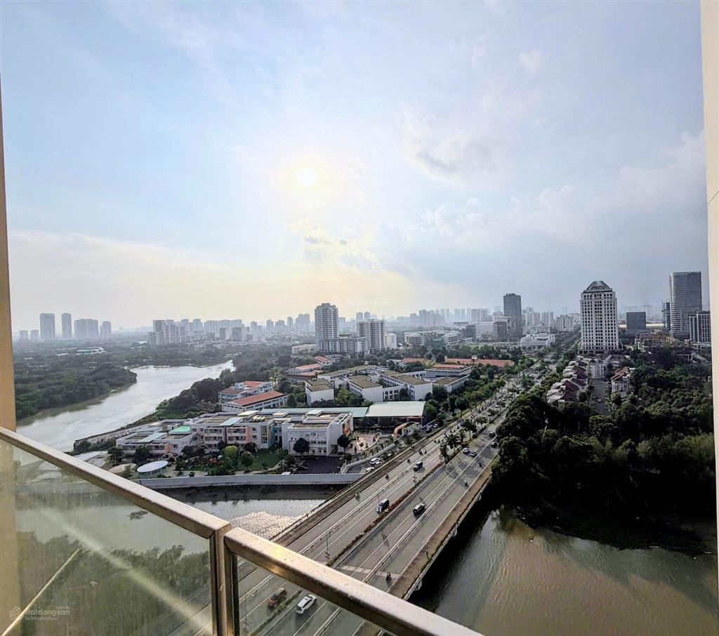 Bán gấp căn hộ 3pn, 2wc, 130m2 giá 12.8 tỷ tại midtown phú mỹ hưng, p. tân phú, q7, hcm