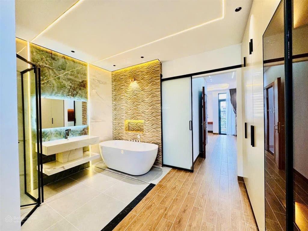 Siêu phẩm 5 tầng khu vip thống nhất sát cityland, nguyễn văn lượng, lotte.