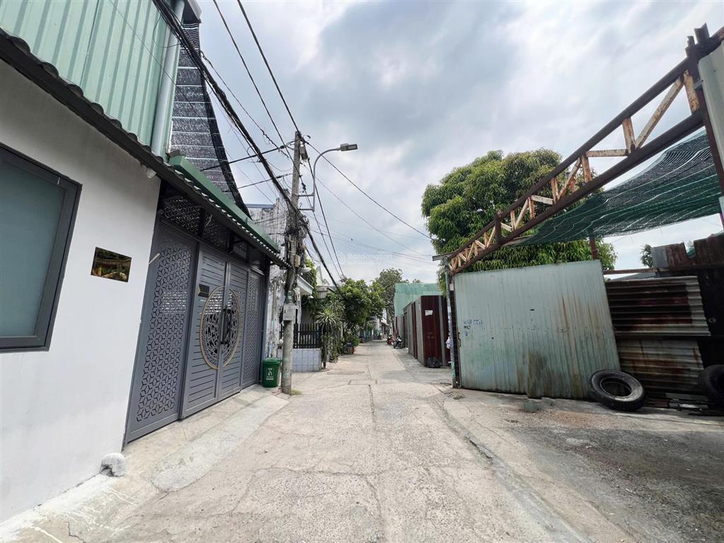 Bán nhanh lô đất, 84m2, hẻm xe hơi, đường 48, hiệp bình chánh, thủ đức, giá 1,9 tỷ