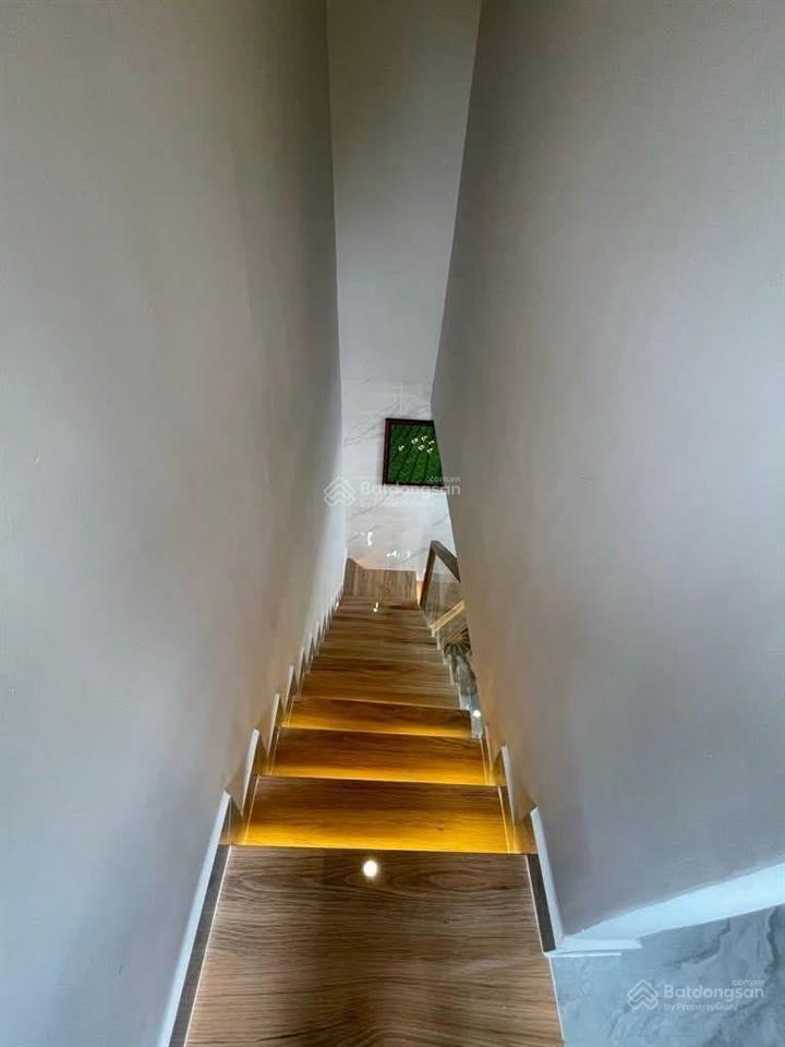 Nhà đẹp bình tân  dt 46m2  3pn  giáp quận 6  có phòng ngủ trệt cho người lớn tuổi