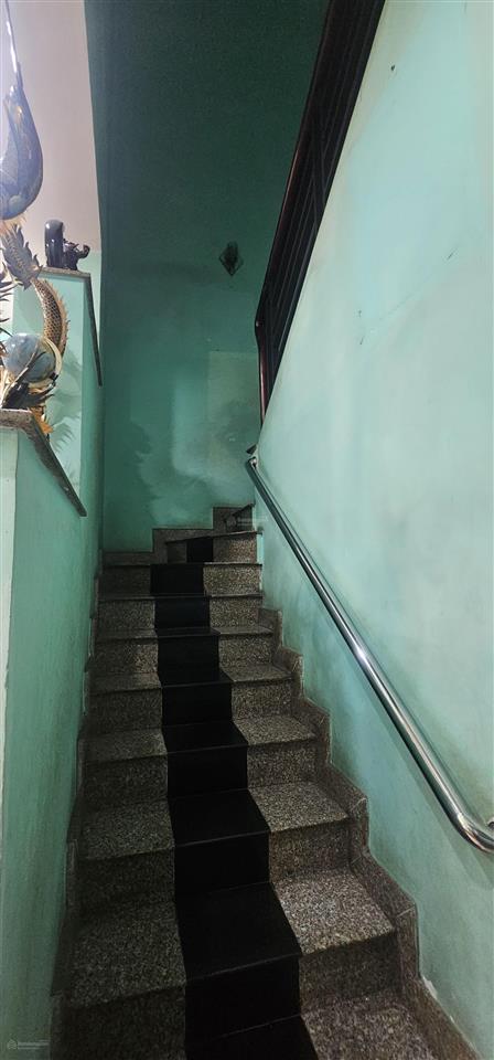 Nhà 2 tầng trương phước phan bình tân  sát chợ bình trị đông  sát mt  dt 52m2  hơn 4đ xíu