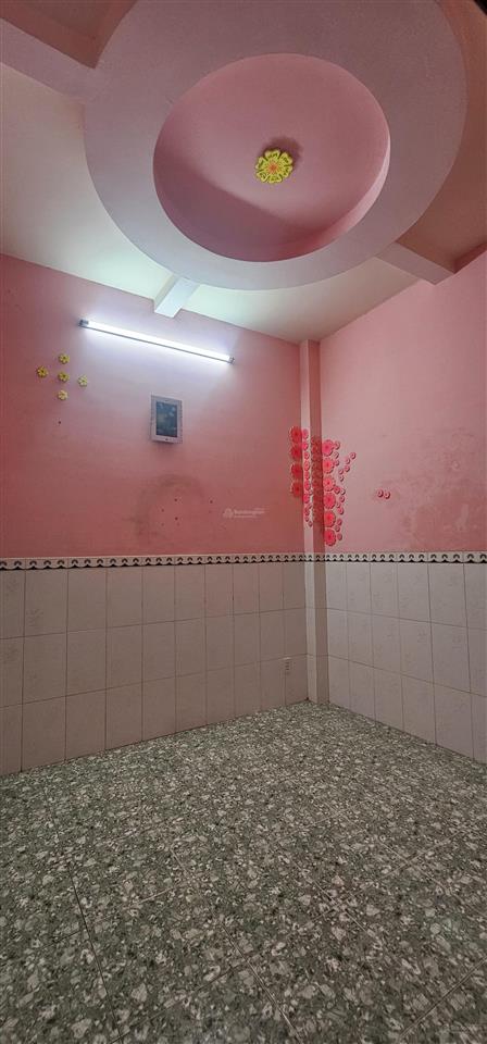 Nhà 2 tầng trương phước phan bình tân  sát chợ bình trị đông  sát mt  dt 52m2  hơn 4đ xíu