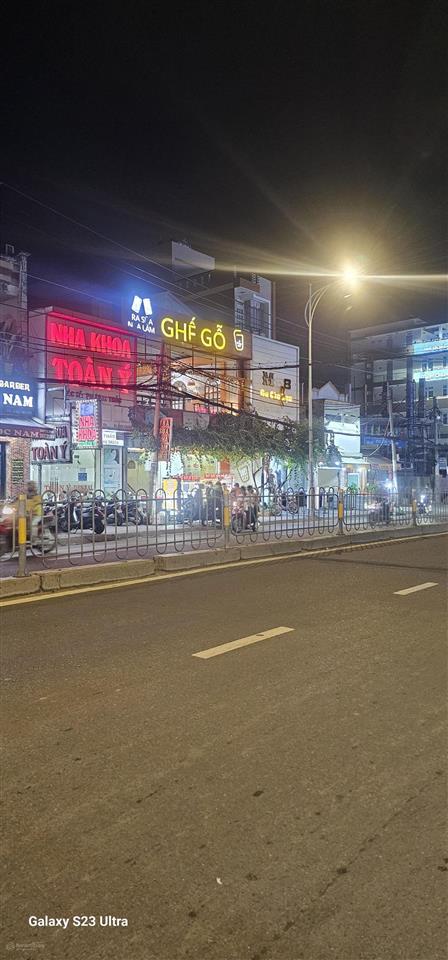 Nhà mới 2 tầng lê văn quới giáp tân phú hẻm xe hơi sổ nở hậu tài lộc  dtsd 84m2 chỉ hơn 4đ