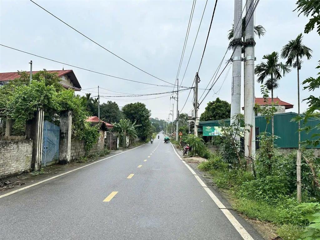 Đất ở đô thị tại tt vĩnh an nay phường trị an  455m2 giá 400tr  1 sẹc đường đoàn thị điểm