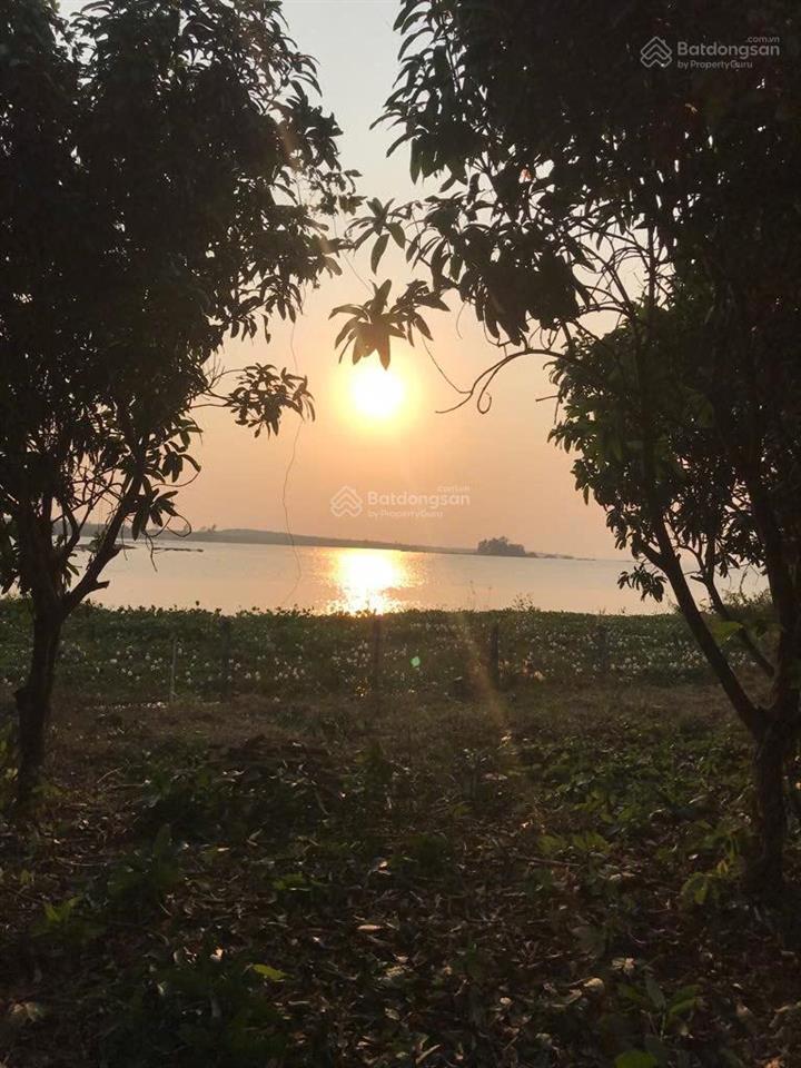 Đất vườn nghỉ dưỡng ngay mặt hồ trị an thơ mộng  đường rộng rãi  ngay khu dân cư