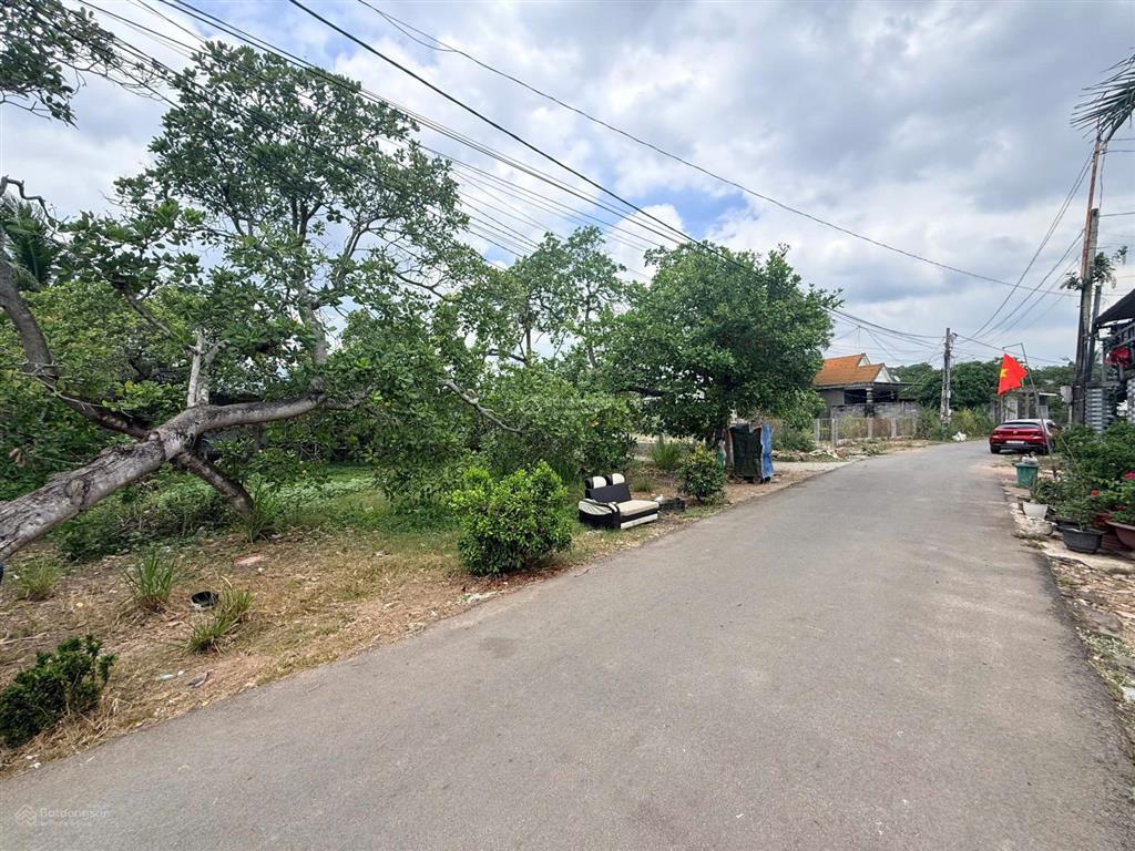 Đất thổ cư 360m² view núi gia lào cực đẹp  đón sóng du lịch