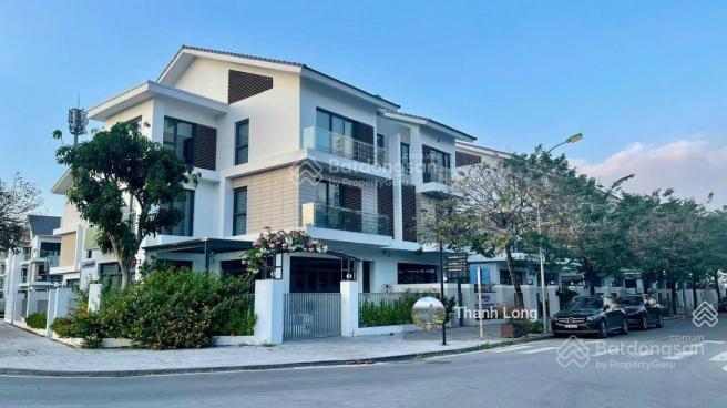 Bán an vượng villa, hướng đn, ngay sát hồ thiên văn học giá 4x tỷ (x mầm non)  0941 341 ***