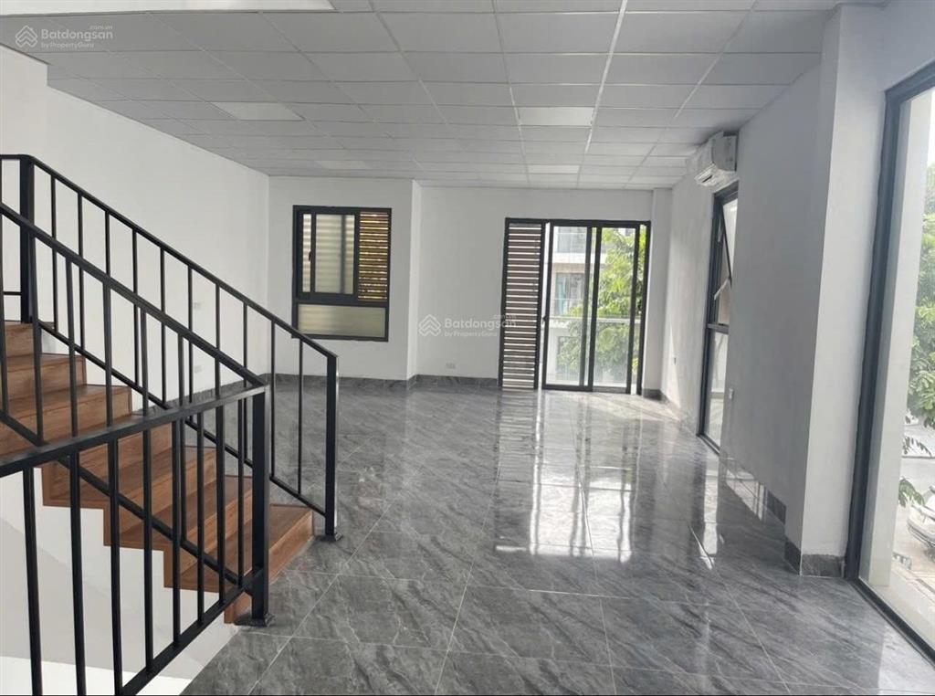 Cho thuê biệt thự an vượng villa, ht 3 tầng 1 tum giá 30tr.  0941 341 ***