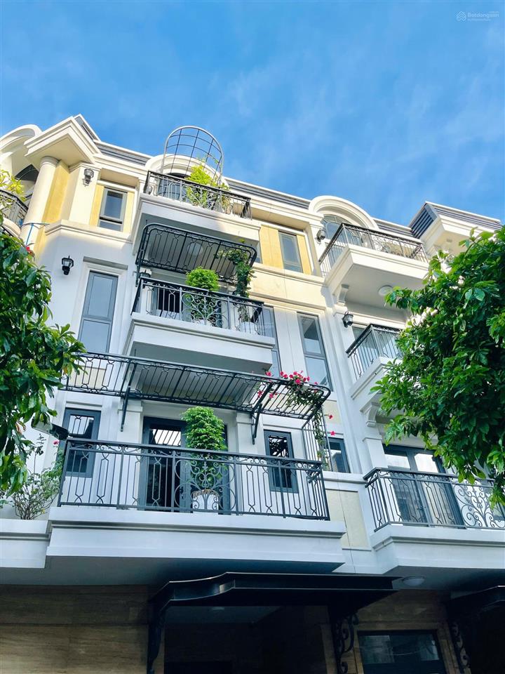 Nhà phố 5x20m sở hữu 2 mặt tiền hiếm có tại the classia