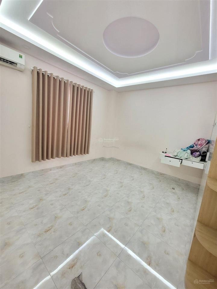 Siêu phẩm cống lỡ 148m 3 tầng btct ngang 6m gần sân bay 15.8 tỷ.