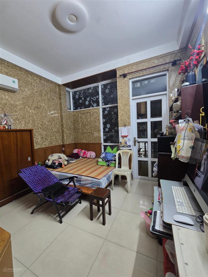 Nhà tân hương hxh thông kinh doanh 4 tầng 5pn gần chợ sổ vuông đẹp