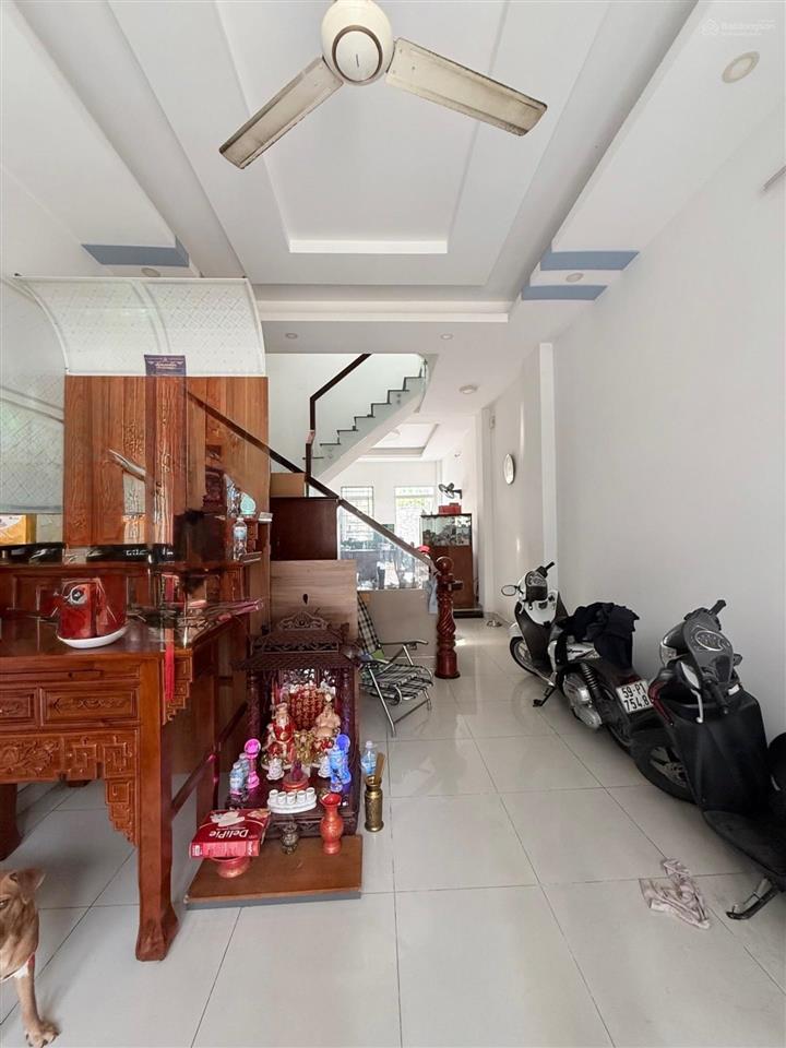 Nhà đẹp đường 10m trần thị trọng 4x16.5m 1 trệt 1 lầu + sân thượng kết cấu chắc chắn
