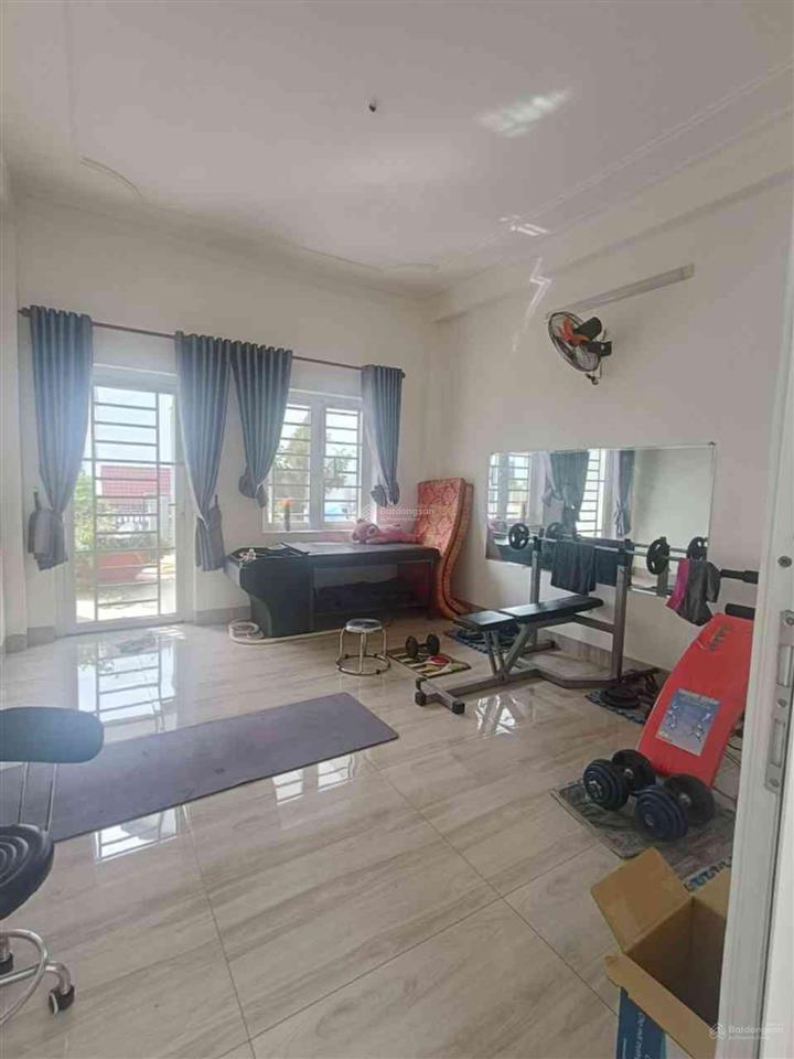 Siêu phẩm nhà 4 tầng khu phân lô phạm văn bạch ngang 4m dài 24m nhà chủ tự xây cực kỳ kiên cố.