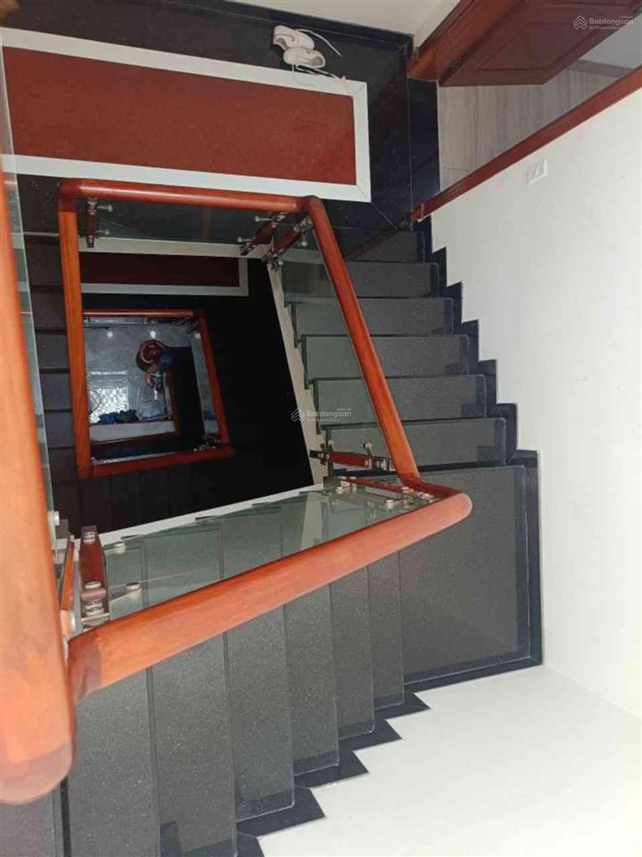 Siêu phẩm nhà 4 tầng khu phân lô phạm văn bạch ngang 4m dài 24m nhà chủ tự xây cực kỳ kiên cố.