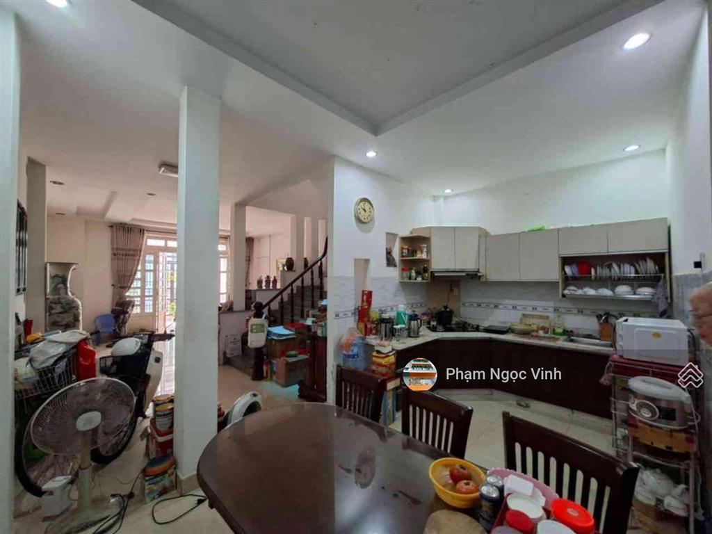 Trần thái tông, tân bình  81m2  4 tầng  xe 7 chỗ vào nhà  sổ vuông  9 tỷ