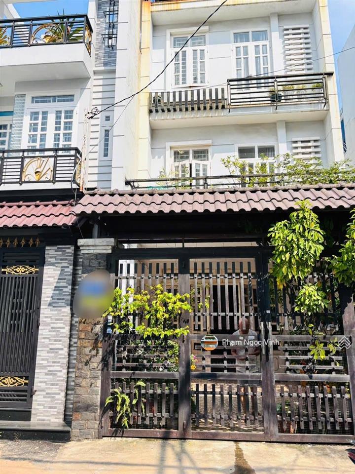 Trần thái tông, tân bình  81m2  4 tầng  xe 7 chỗ vào nhà  sổ vuông  9 tỷ