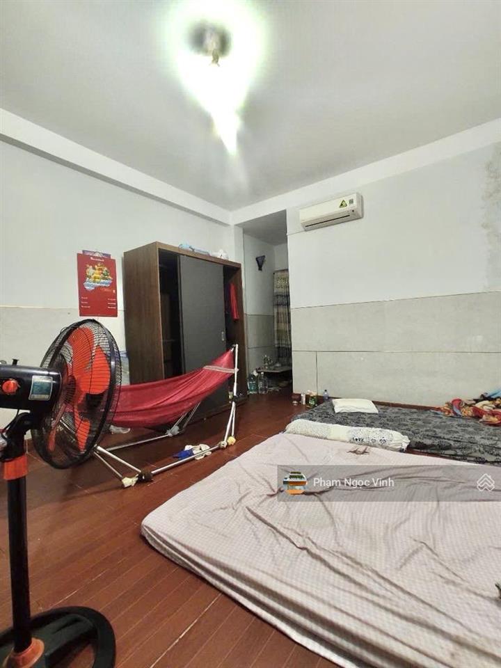 Siêu phẩm nhà phố hẻm 8m có lề 3m kinh doanh đa nghề 4.5x25m 3 tầng btct 5pn. giá 13,5 tỷ.