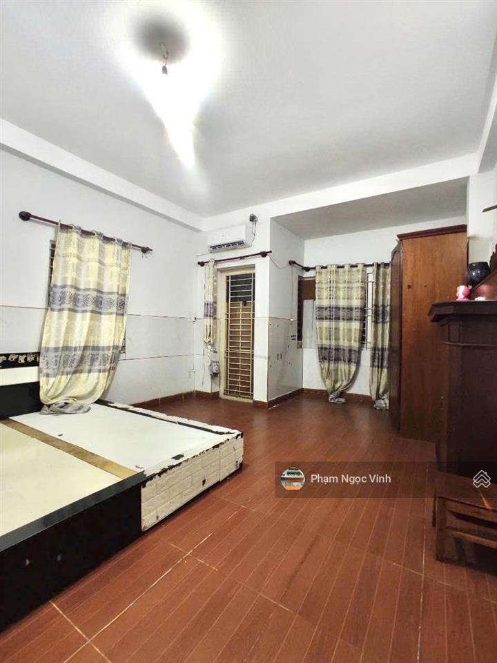 Siêu phẩm nhà phố hẻm 8m có lề 3m kinh doanh đa nghề 4.5x25m 3 tầng btct 5pn. giá 13,5 tỷ.