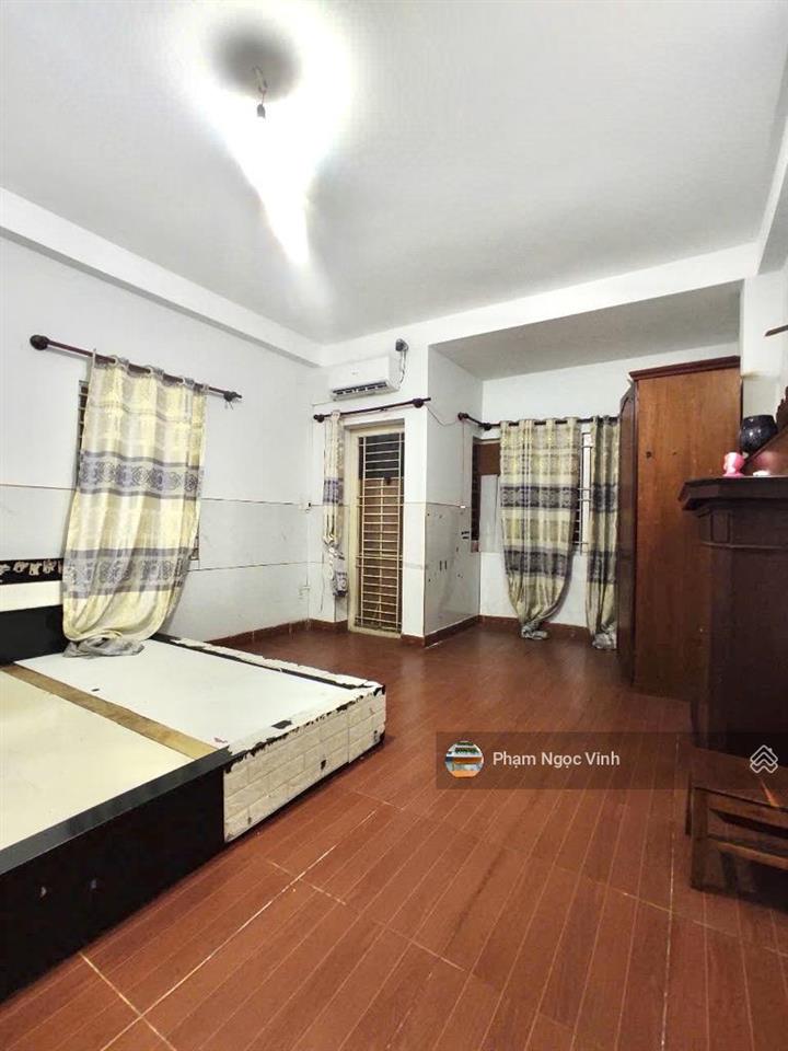 Siêu phẩm nhà phố hẻm 8m có lề 3m kinh doanh đa nghề 4.5x25m 3 tầng btct 5pn. giá 13,5 tỷ.