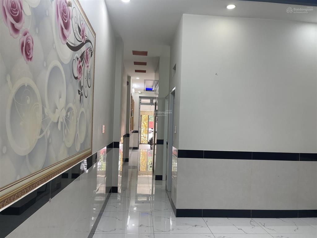 Cho thuê nhà riêng 320m2, 23 triệu, 7pn, 4wc tại số 25 ht 33, tân thới hiệp, q12
