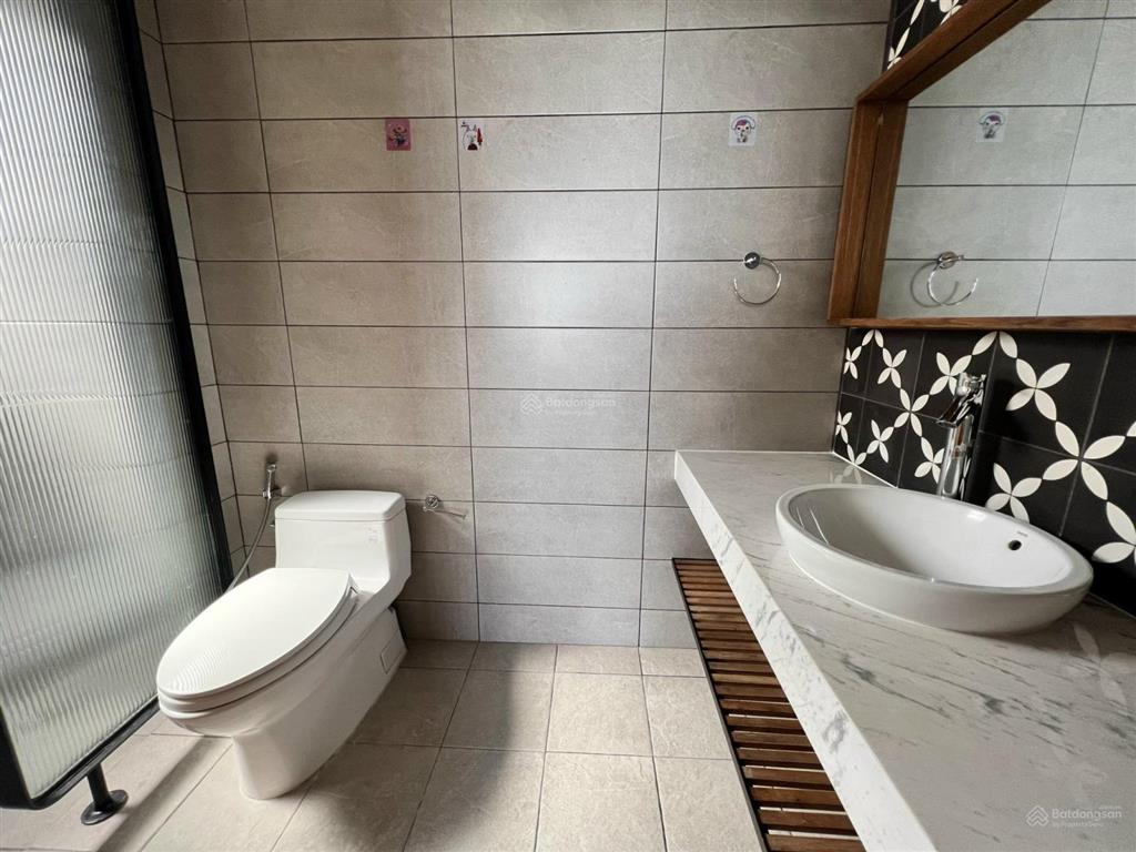Cho thuê nhanh ch cao cấp happyvalley pmh ,q7, nhà đẹp,full nội thất.  0918 785 *** mr hạnh