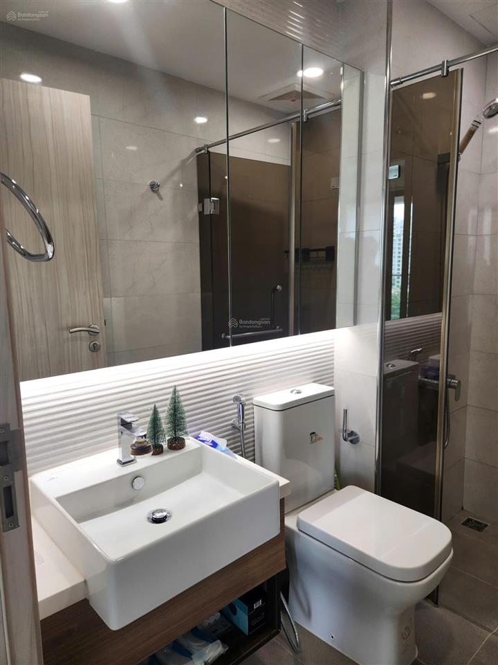 Cho thuê căn hộ đẹp tại chung cư hưng phúc 3pn 2wc full nội thất, giá rẻ.  0918 785 *** mr hạnh