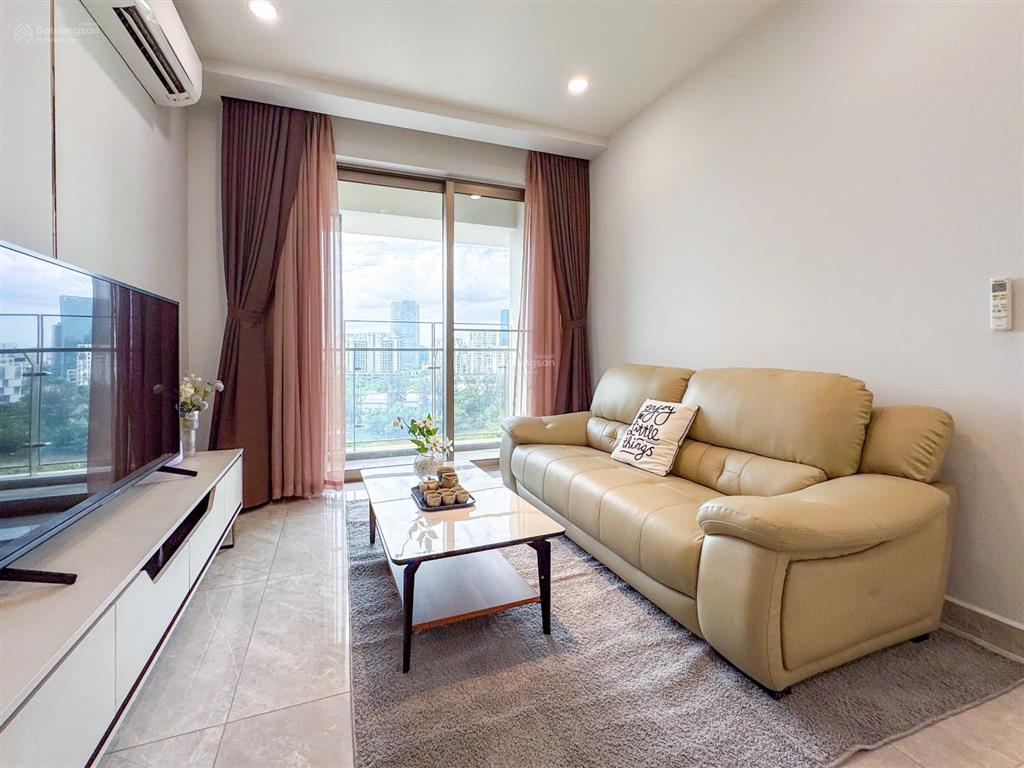 Cho thuê căn hộ midtown  phú mỹ hưng 3pn 135m2 full nội thất cao cấp.  0918 785 ***.