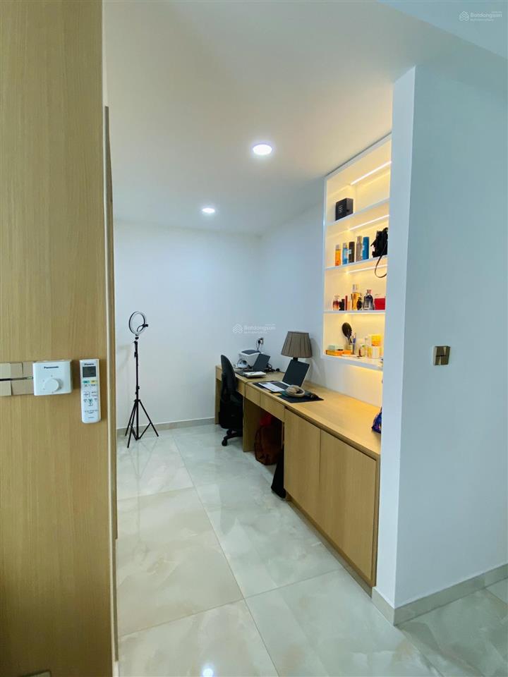 Cho thuê the ascentia phú mỹ hưng giá tốt 1pn chỉ 18 triệu/tháng, full nội thất.  0918 785 ***.