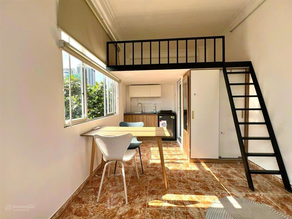 Duplex xịn gác cao  máy giặt riêng  ngay tô hiến thành q10