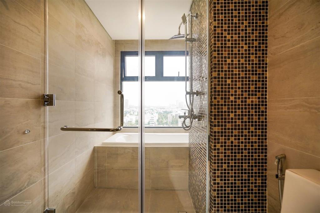 Bán căn góc 3pn one verandah 104m²2 view  đã có sổ hồng giá 11.5 tỷ.