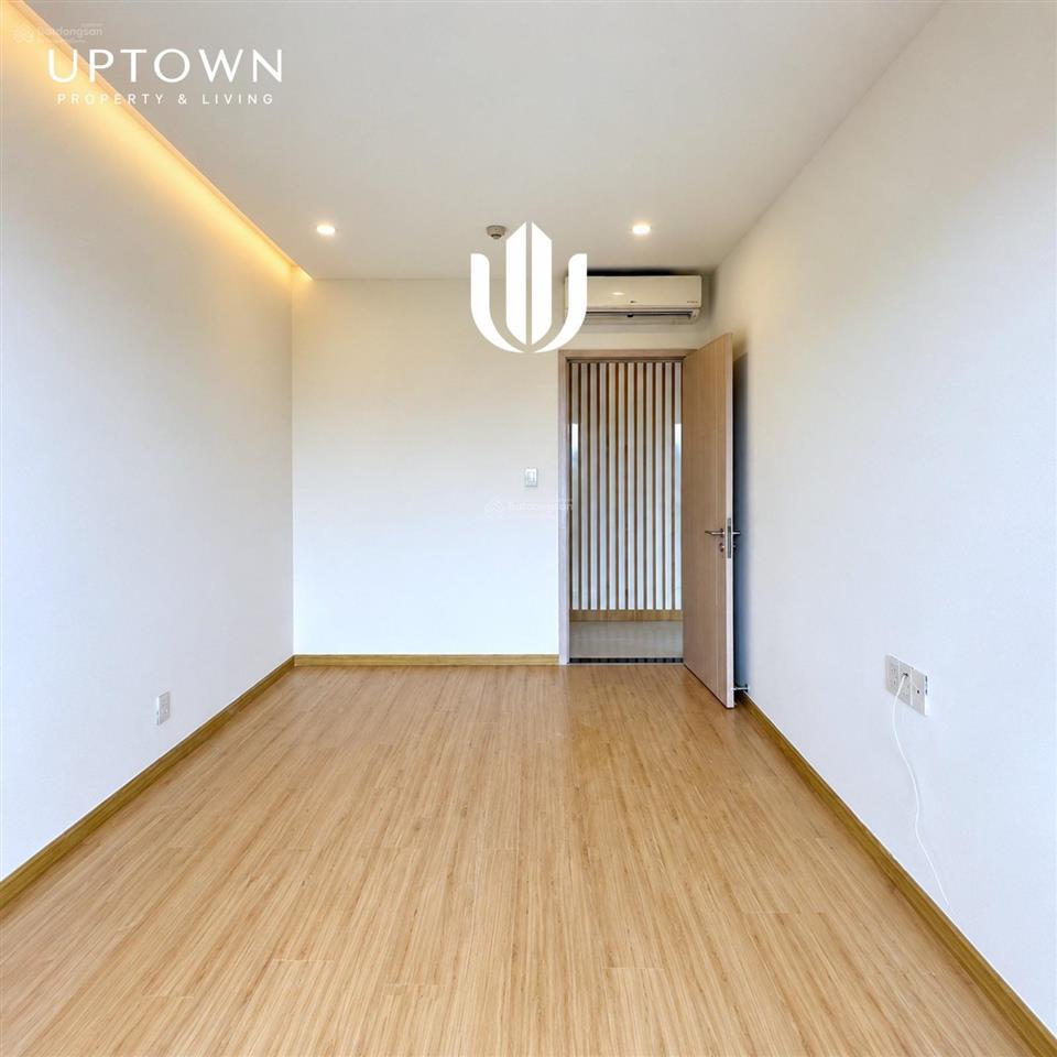 3pn new city  101m tầng cao view trọn q1 & sông  nhà mới sơn  ntcb  23 tr/tháng