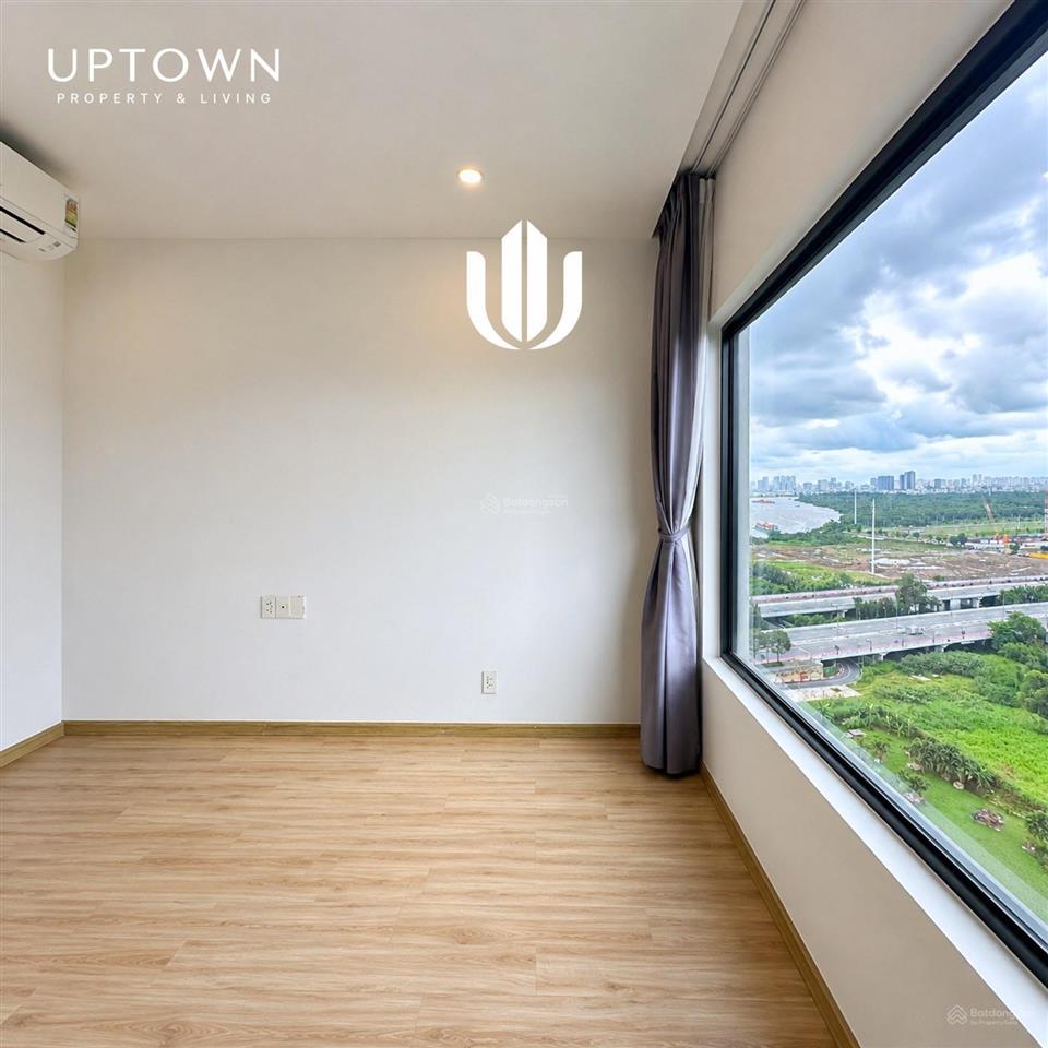 3pn new city  101m tầng cao view trọn q1 & sông  nhà mới sơn  ntcb  23 tr/tháng