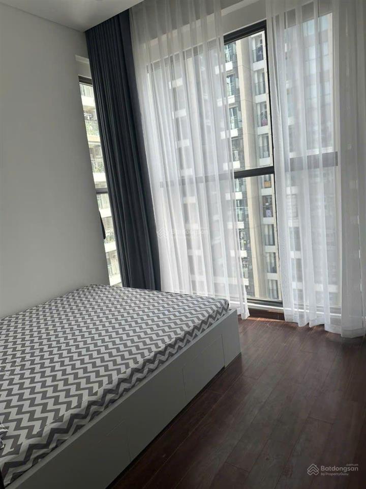 Cho thuê căn hộ 3 ngủ full đồ tại vinhomes ocean park gia lâm