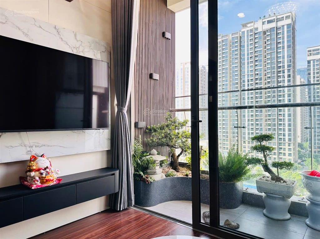 Bán nhanh căn 2pn2wc full đồ tại ocean park gia lâm