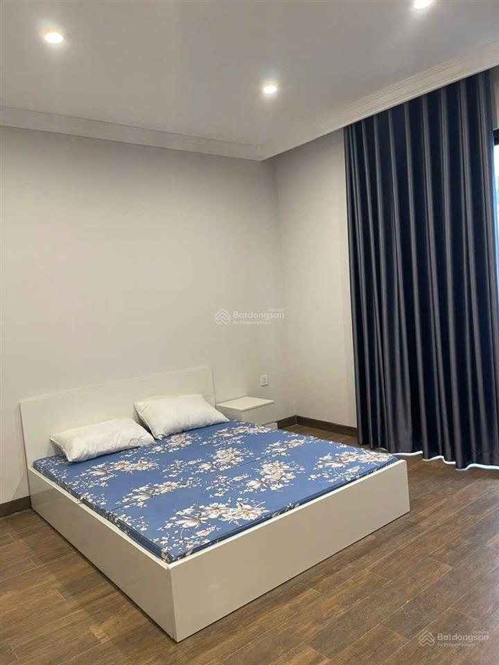 Cho thuê căn hoàn thiện 5 tầng full đủ đồ tại ocean park 2