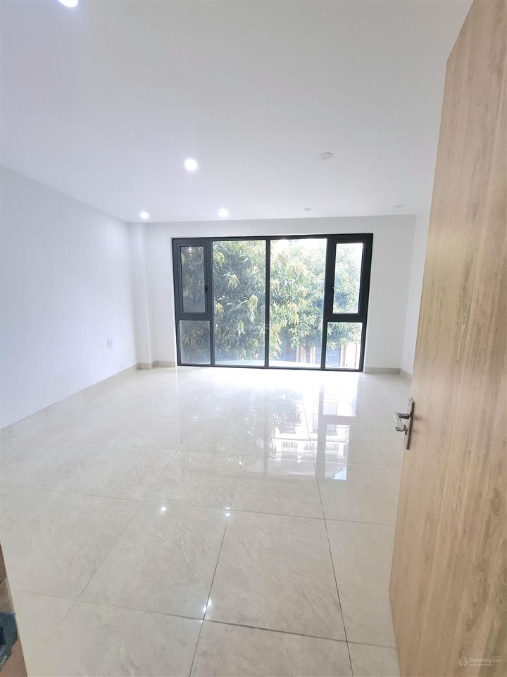 Cho thuê hoàn thiện 3 tầng cơ bản tại vinhomes ocean park 2