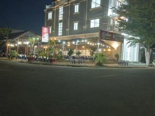 Biệt thự mặt tiền đường hùng vương
