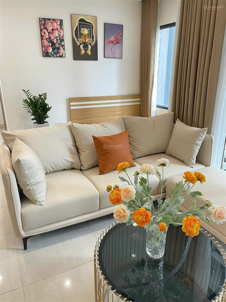 Cho thuê căn 2 ngủ góc tòa s2.19 vinhomes ocean park 1 gần technopark, vinuni, đầy đủ nội thất