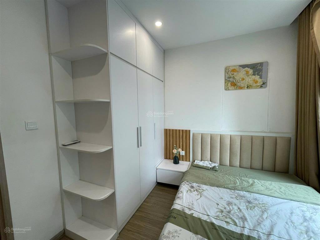 Cho thuê căn 2 ngủ góc tòa s2.19 vinhomes ocean park 1 gần technopark, vinuni, đầy đủ nội thất