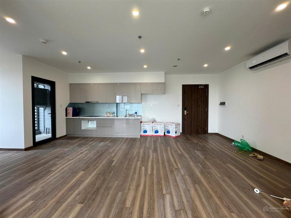 Cho thuê căn hộ 3 ngủ zr1 vinhomes ocean park gia lâm 104m2 ban công đông nam 15 triệu/tháng
