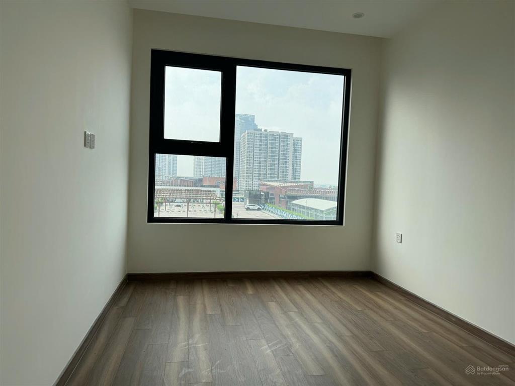 Cho thuê căn hộ 3 ngủ zr1 vinhomes ocean park gia lâm 104m2 ban công đông nam 15 triệu/tháng