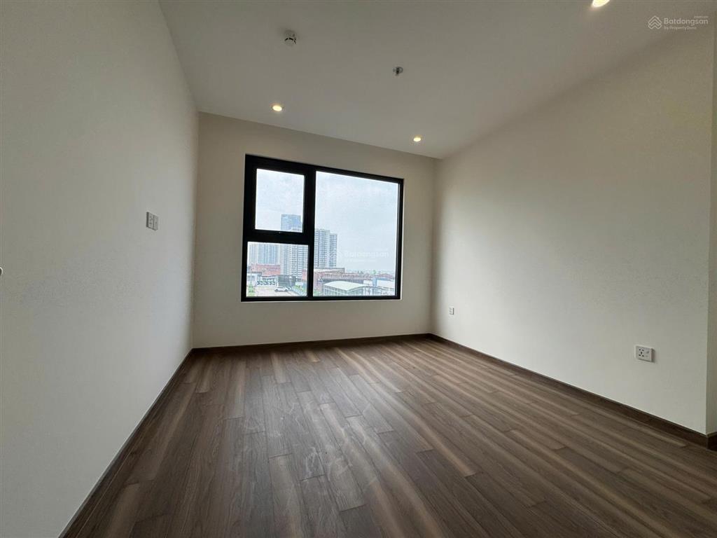 Cho thuê căn hộ 3 ngủ zr1 vinhomes ocean park gia lâm 104m2 ban công đông nam 15 triệu/tháng